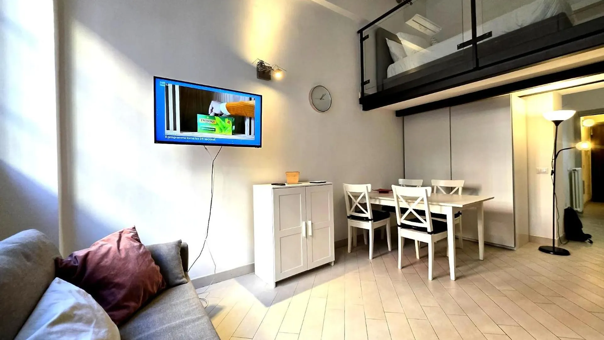 Hbhall Loft 46 Milan Italy